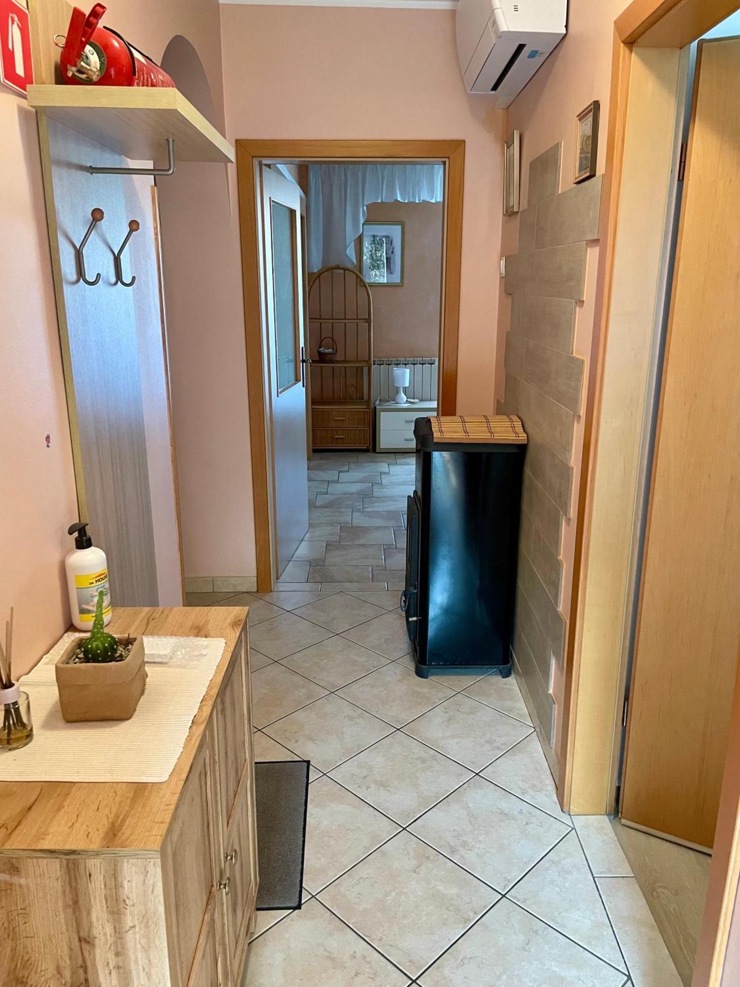 Apartments Kolorcek Izola Εξωτερικό φωτογραφία